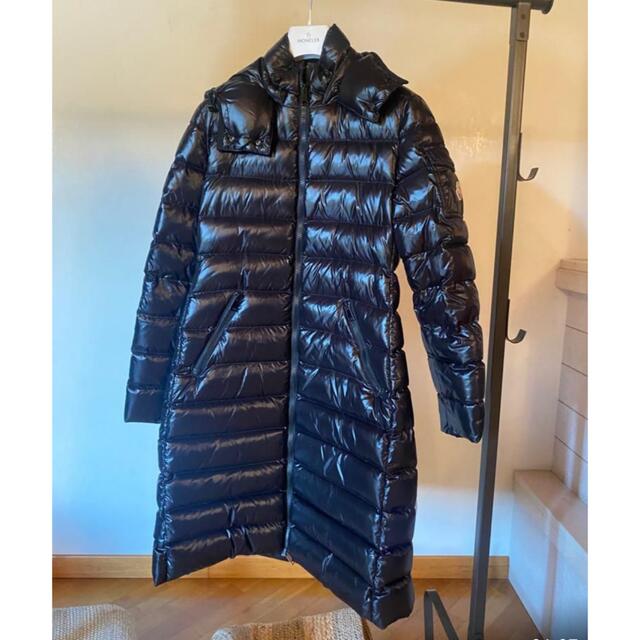 MONCLER(モンクレール)のkiyora様、moncler moka ダウンジャケット レディースのジャケット/アウター(ダウンジャケット)の商品写真