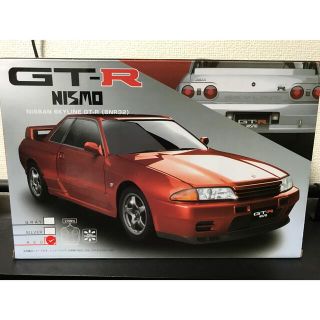 GT-R NISMO ラジコン　RED(トイラジコン)