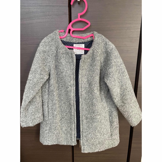 ZARA KIDS(ザラキッズ)のZARAコート　110 キッズ/ベビー/マタニティのキッズ服女の子用(90cm~)(コート)の商品写真