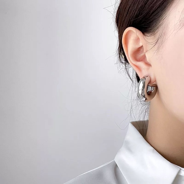 ALEXIA STAM(アリシアスタン)のchubby pierce  【Silver】 レディースのアクセサリー(ピアス)の商品写真