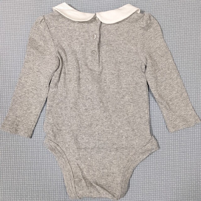 babyGAP(ベビーギャップ)のBaby GAP 襟付き 長袖 ロンパース グレー 6-12month キッズ/ベビー/マタニティのベビー服(~85cm)(ロンパース)の商品写真