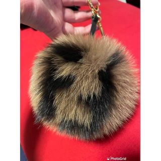 フェンディ(FENDI)のFENDI ファーチャーム(キーホルダー)