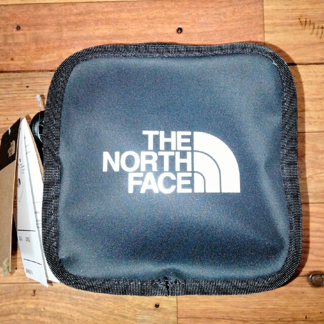 THE NORTH FACE(ザノースフェイス)のノースフェイス小物入れ　ポーチ メンズのバッグ(その他)の商品写真