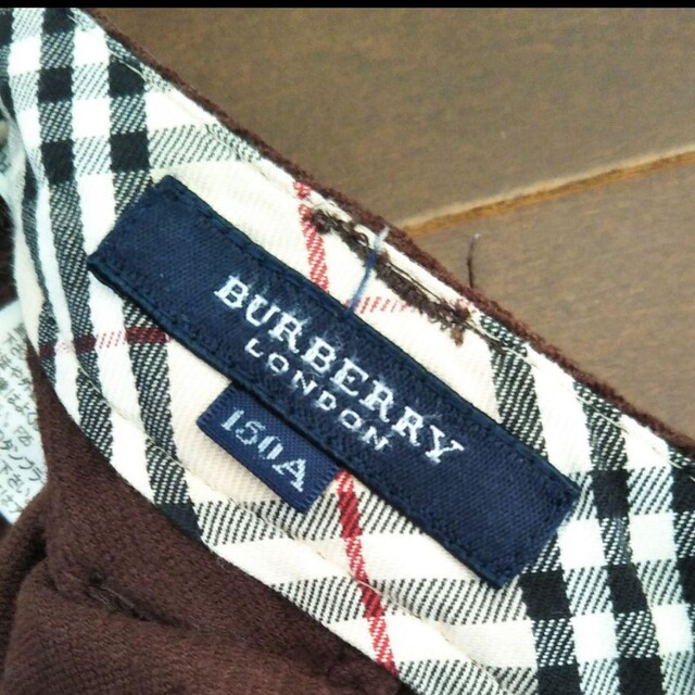 BURBERRY(バーバリー)のバーバリー　パンツ　茶　150　コーデュロイ　ブラウン キッズ/ベビー/マタニティのキッズ服男の子用(90cm~)(パンツ/スパッツ)の商品写真