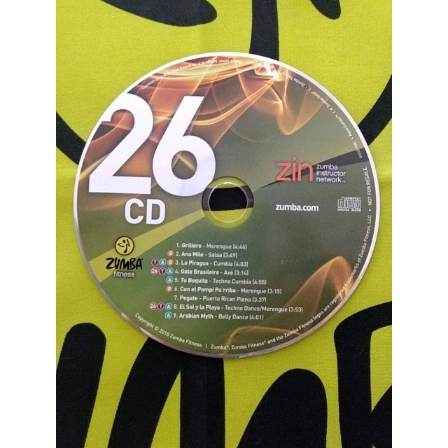 Zumba(ズンバ)の希少品　ZUMBA　ズンバ　ZIN26　CD＆DVD　インストラクター専用　希少 エンタメ/ホビーのDVD/ブルーレイ(スポーツ/フィットネス)の商品写真