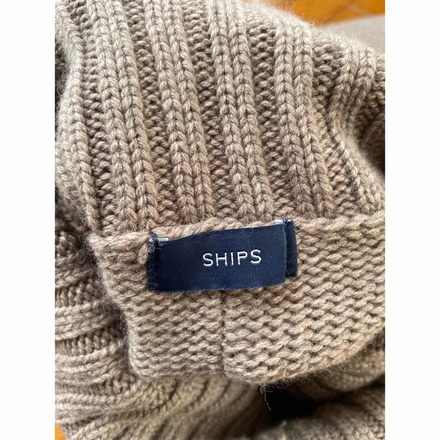 SHIPS(シップス)の最終価格　美品　ships サイドスリットタートルワンピース レディースのワンピース(ロングワンピース/マキシワンピース)の商品写真