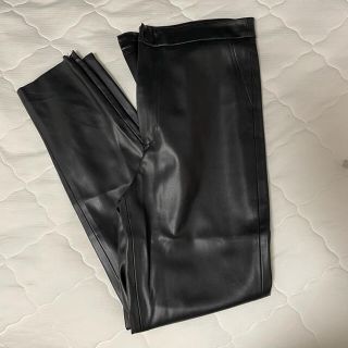 ザラ(ZARA)の【美品】レザースキニー(スキニーパンツ)