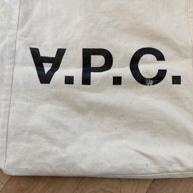 A.P.C(アーペーセー)のA.P.Cトートバッグ レディースのバッグ(トートバッグ)の商品写真