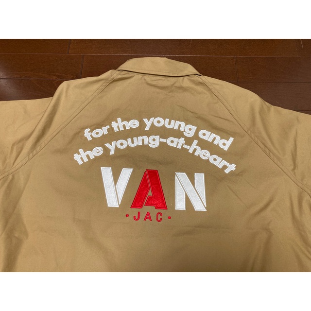 VAN Jacket(ヴァンヂャケット)の☆ワッキャン様専用！VANスイングトップＬサイズ新品未使用送料込み！ メンズのジャケット/アウター(ブルゾン)の商品写真