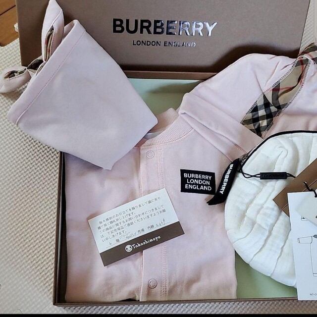 BURBERRY(バーバリー)のBURBERRY ロンパースset★新品　60cm キッズ/ベビー/マタニティのベビー服(~85cm)(ロンパース)の商品写真