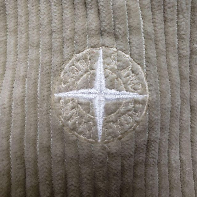 STONE ISLAND(ストーンアイランド)の【人気デザイン】ストーンアイランド コーデュロイ ベージュ ジャケット ブルゾン メンズのジャケット/アウター(ブルゾン)の商品写真