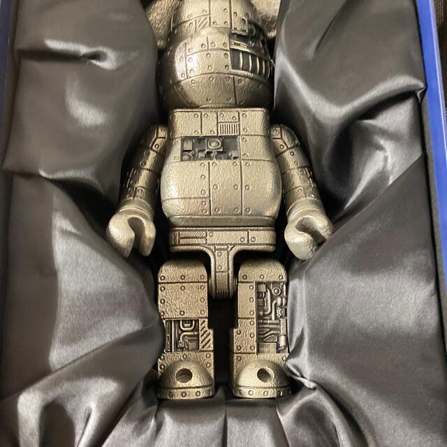 【アイロン】 BE@RBRICK ROYAL SELANGOR STEAMPUNK ができる