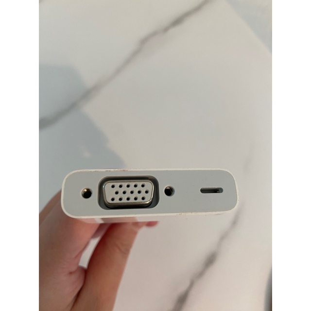 APPLE Lightning VGAアダプタ MD825ZM A 映像機器 | setkitchens.com