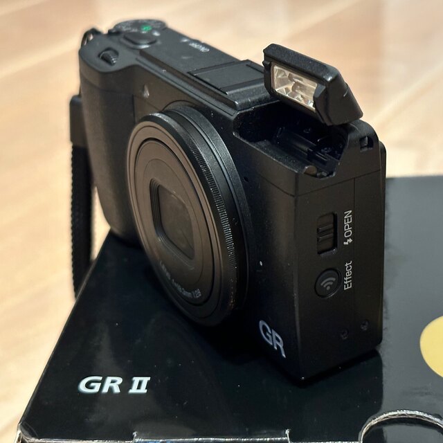 RICOH(リコー)のリコー　GR2 スマホ/家電/カメラのカメラ(コンパクトデジタルカメラ)の商品写真