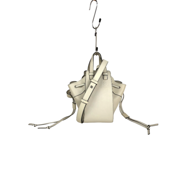 100%正規品 LOEWE ロエベ - LOEWE ハンモック レディース【中古】 ショルダーバッグ ミニ ショルダーバッグ 100%正規品 LOEWE ロエベ - LOEWE ハンモック レディース【中古】 ショルダーバッグ ミニ ショルダーバッグ