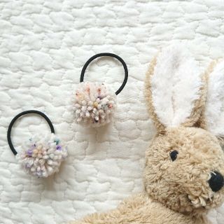 ポンポンヘアゴム  misha & puff irisconfetti(その他)