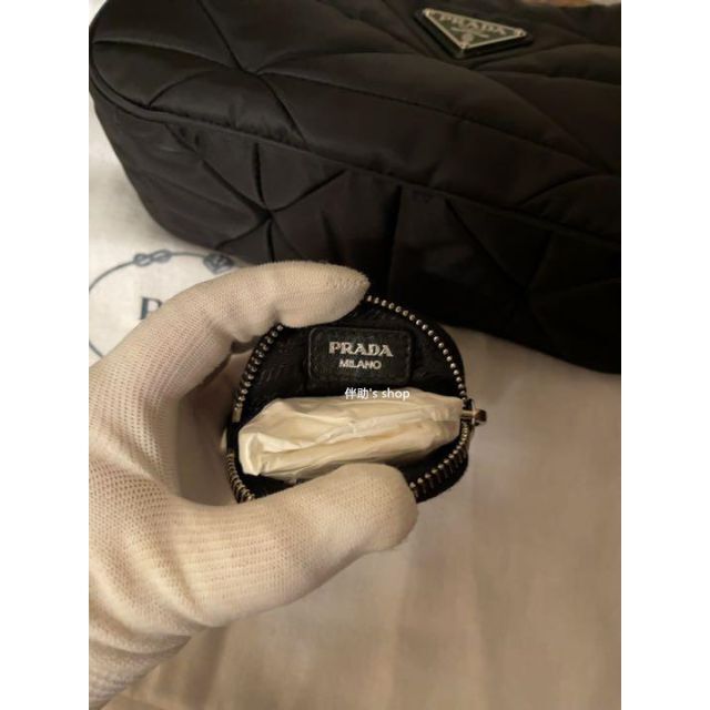 正規品》PRADA プラダ Re-Nylonパデッド ホーボーバッグ