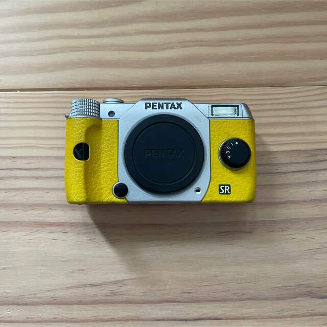 PENTAX(ペンタックス)のPENTAX ミラーレス一眼レフ　Q7 スマホ/家電/カメラのカメラ(ミラーレス一眼)の商品写真