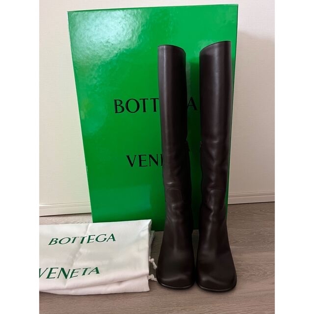 Bottega Veneta(ボッテガヴェネタ)の【mey様専用】ボッテガヴェネタ 36.5ニーハイロングブーツ23.5/24.0 レディースの靴/シューズ(ブーツ)の商品写真