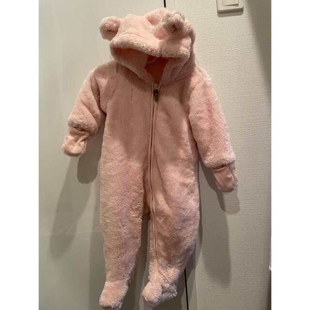 H&M(エイチアンドエム)の新品未使用  H&M babyクマちゃん　ピンクボアオールインワン　カバーオール キッズ/ベビー/マタニティのベビー服(~85cm)(カバーオール)の商品写真