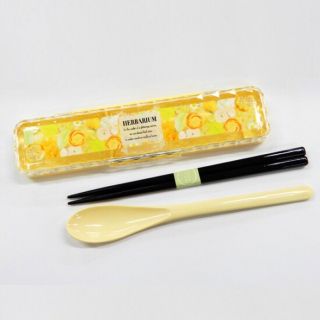 【新品】箸＆スプーン“コンビセット”音が鳴らないケース ダイヤカット（イエロー）(カトラリー/箸)