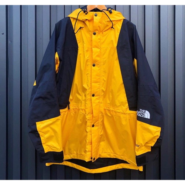 North Face Mountain Light 90s