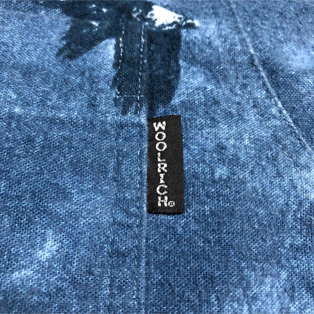 WOOLRICH(ウールリッチ)のウールリッチ☆ロゴタグ入りアニマル柄イーグル柄総柄ネルシャツ メンズのトップス(シャツ)の商品写真