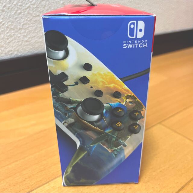 Nintendo Switch ゼルダ　有線　コントローラー  スイッチ エンタメ/ホビーのゲームソフト/ゲーム機本体(その他)の商品写真