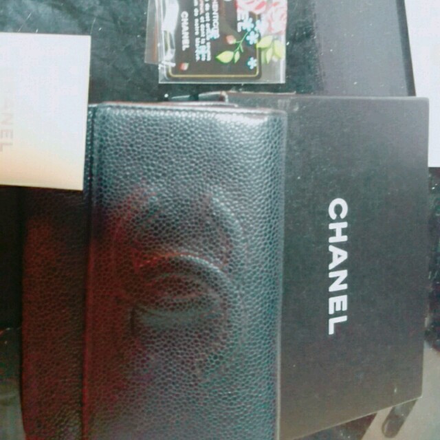 CHANEL(シャネル)のCHANEL⭐ 正規品 ブラック三つ折り財布 レディースのファッション小物(財布)の商品写真