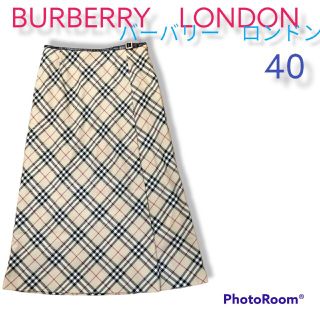 バーバリー(BURBERRY)の訳あり　BURBERRY　LONDON　合皮ベルトフレアスカート(ひざ丈スカート)