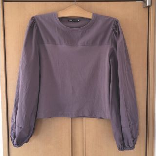 ザラ(ZARA)のZARA ボリューム袖　カットソー(カットソー(長袖/七分))