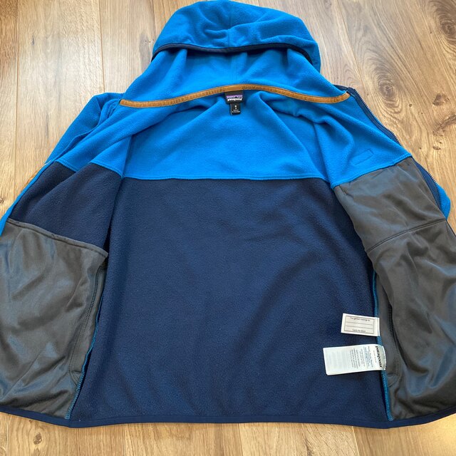 patagonia(パタゴニア)のパタゴニア マイクロDスナップジャケット M キッズ/ベビー/マタニティのキッズ服男の子用(90cm~)(ジャケット/上着)の商品写真