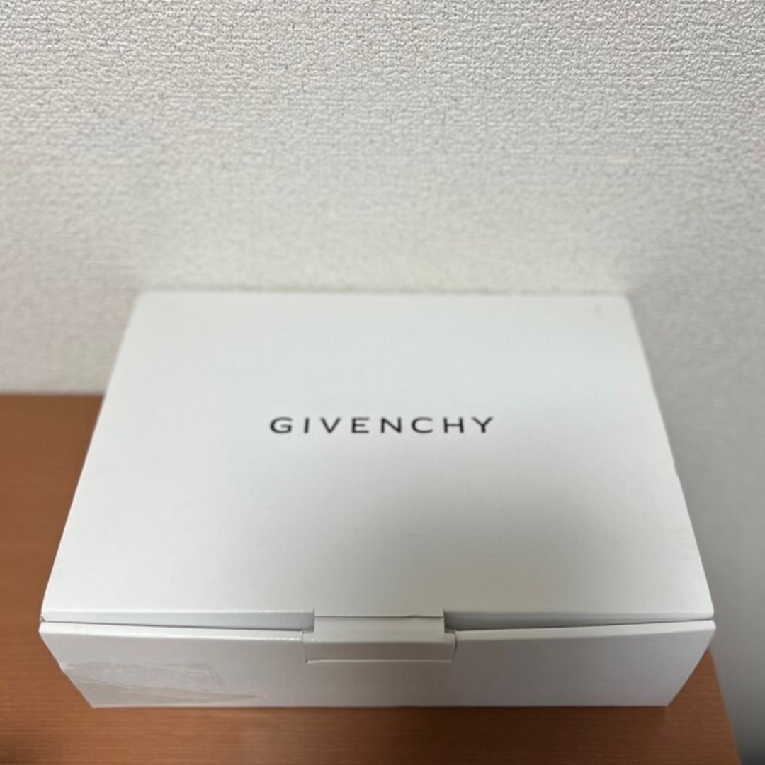 GIVENCHY(ジバンシィ)のGIVENCHY カップ&ソーサー 5客コーヒーセット インテリア/住まい/日用品のキッチン/食器(食器)の商品写真