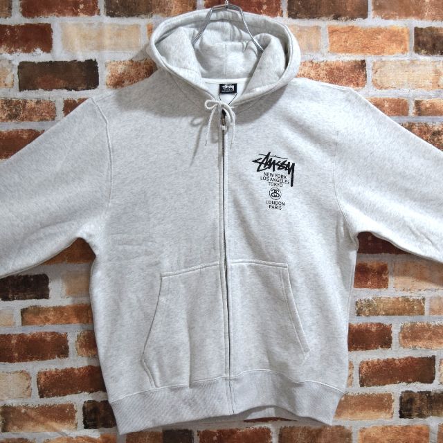 ❤️楽天スーパーセール❤️ 《ステューシー》新品タグ付き グレー L 8ボール ビッグロゴ パーカー stussy パーカー ジップアップパーカー エイトボール ダイス 袖 柄 刺繍