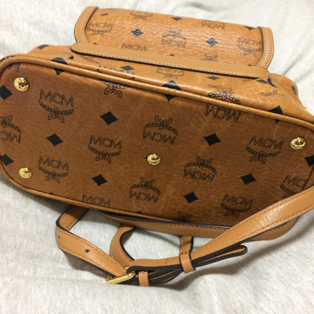 MCM(エムシーエム)の値下げ！MCM ショルダーバッグ レディースのバッグ(ショルダーバッグ)の商品写真