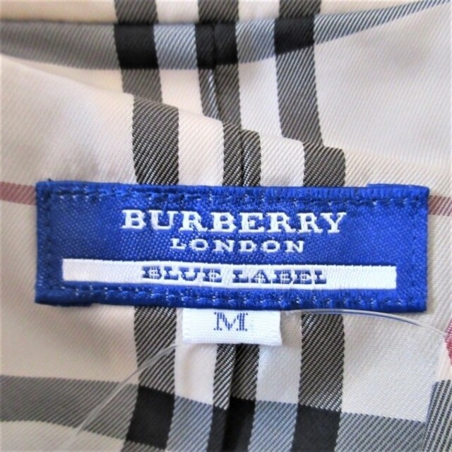 BURBERRY BLUE LABEL(バーバリーブルーレーベル)のBURBERRYブルーレーベル　ブルゾン レディースのジャケット/アウター(ブルゾン)の商品写真