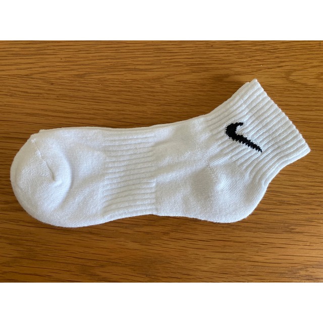 NIKE(ナイキ)の【新品未使用】NIKE everyday  socks  ankle23〜25㎝ レディースのレッグウェア(ソックス)の商品写真