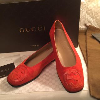 グッチ(Gucci)の✨グッチ✨レディース フラットシューズ✨(ローファー/革靴)