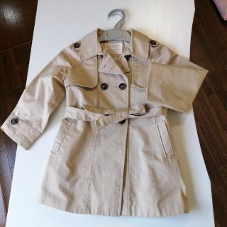 ザラキッズ(ZARA KIDS)のZARA キッズ　104サイズ　トレンチコート　美品(コート)