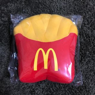 【新品】マクドナルド ポテトクッション(キャラクターグッズ)