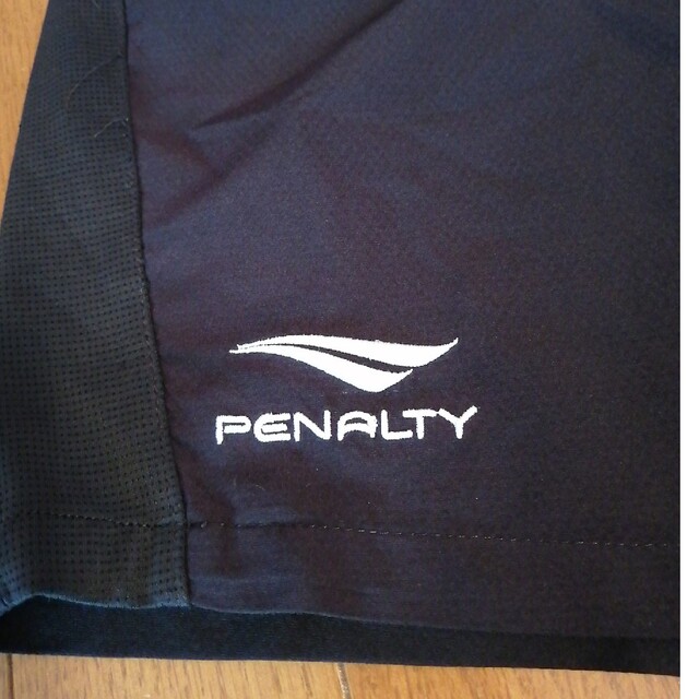 PENALTY(ペナルティ)のPENALTY サッカーパンツ　１５０cm スポーツ/アウトドアのサッカー/フットサル(ウェア)の商品写真