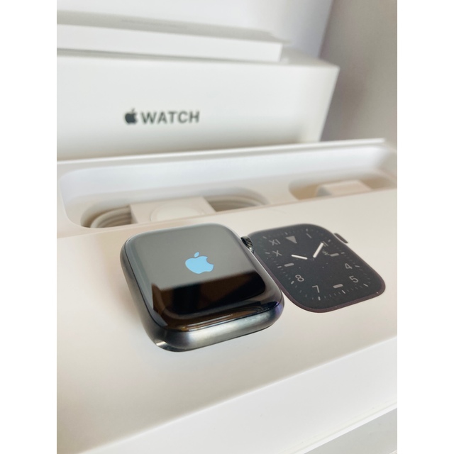 Apple Watch Edition Series 5 44mm チタニウム