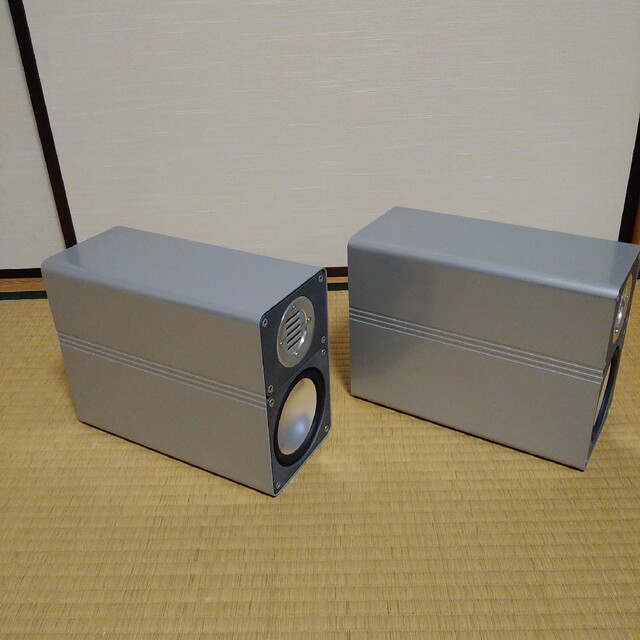 スピーカー ELAC 310.2 JET スピーカー ELAC 310.2 JET