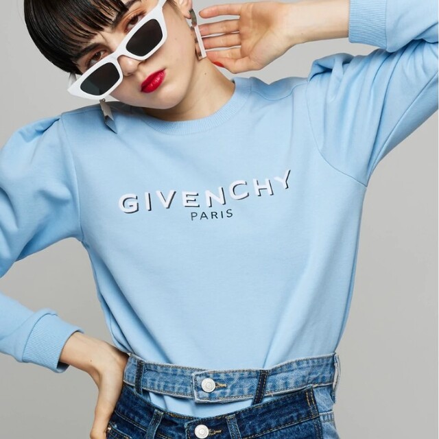 GIVENCHY　トレーナー