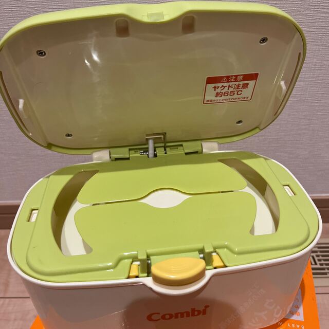 combi(コンビ)のコンビ　クイックウォーマー　美品 キッズ/ベビー/マタニティのおむつ/トイレ用品(ベビーおしりふき)の商品写真