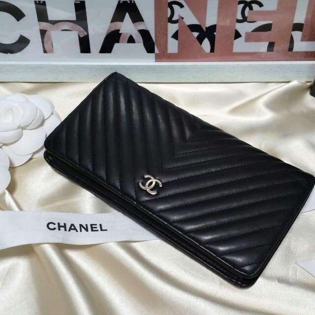 ★正規品 超美品★CHANEL シャネル  シェブロン Vステッチ 財布財布