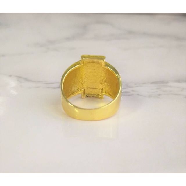 幅広 クロスリング ゴールド 17号 レディース キラキラ 指輪 十字架 クロス メンズのアクセサリー(リング(指輪))の商品写真