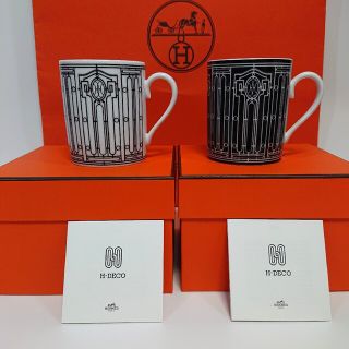 エルメス(Hermes)のエルメス H アッシュデコ マグカップ ( 白 & 黒 ) × 2個セット！(グラス/カップ)