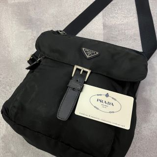 プラダ(PRADA)のPRADA プラダ　ショルダーバッグ　ブラック　黒　三角ロゴ　ナイロン(ショルダーバッグ)