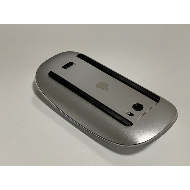 Apple(アップル)のマウス Magic Mouse スマホ/家電/カメラのPC/タブレット(PCパーツ)の商品写真